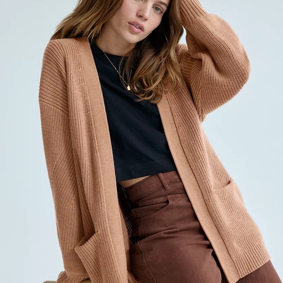 Aritzia Wilfred UNWIND CARDIGAN - Picture 3 of 6